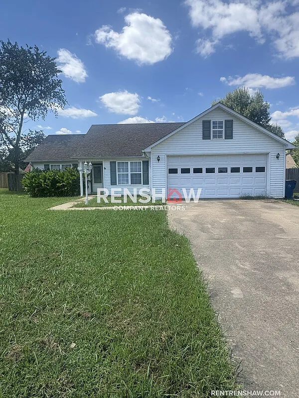 3 bed, 2.0 bath, 1392 sqft, $1,500 — Photo 1