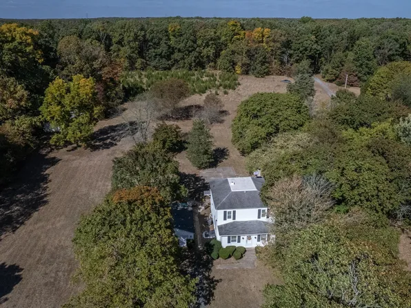 670 W Arbor Ave, Vineland, NJ 08360