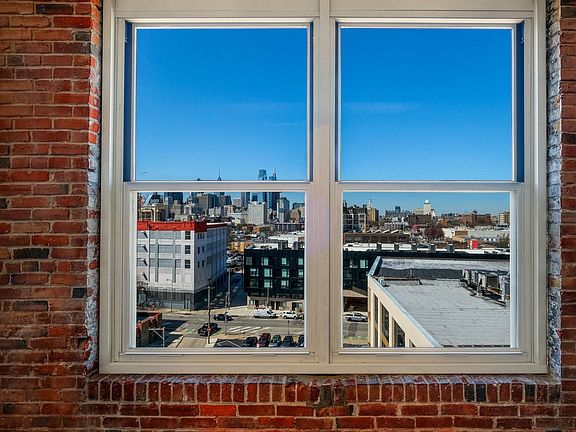 5th image of 444 N 4th St Unit 705