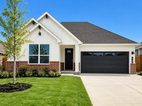 2709 Flycatcher Dr, Denton, TX 76205