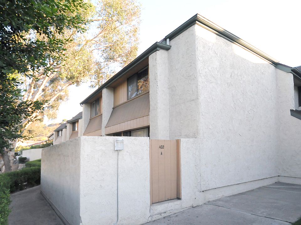 1st image of 102 Casuda Canyon Dr APT A
