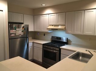 778 Spinnaker Ct, Secaucus, NJ 07094