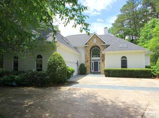 102 Whisperwood Dr, Cary, NC 27518