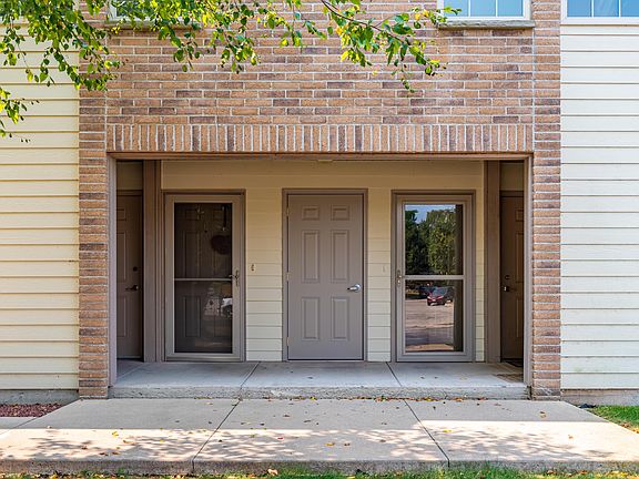 2nd image of 1401 Garay Ln Unit 7