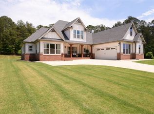 400 Fox Valley Dr, Monroe, GA 30656