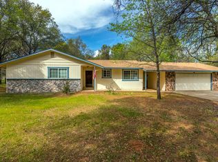 17618 Flowers Ln, Anderson, CA 96007