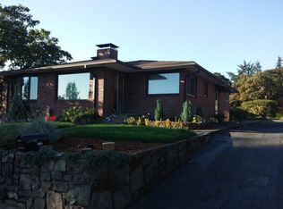 1306 NW 43rd St, Vancouver, WA 98660