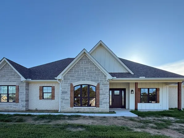 202 Rs County Rd #1189, Emory, TX 75440