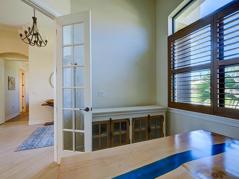6503 Mechler St — Photo 32