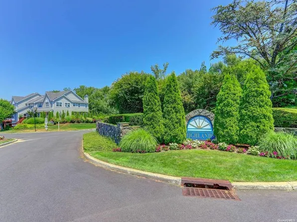 229 Windward Court N #-, Port Jefferson, NY 11777