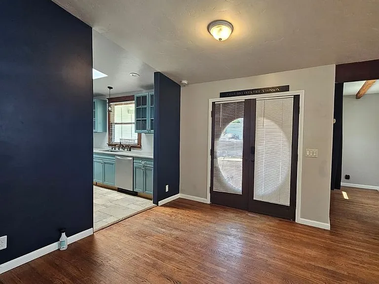 352 Bonito Ave — Photo 21