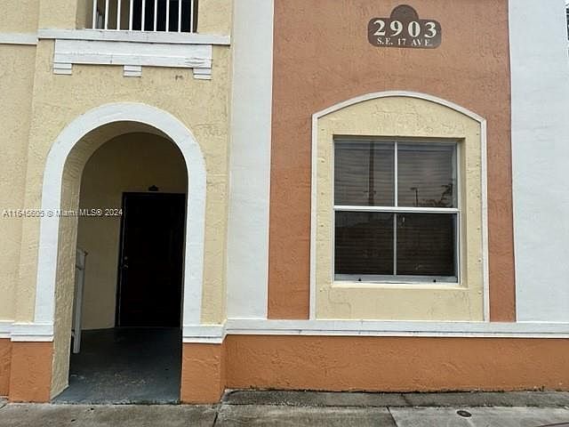 1st image of 2903 SE 17th Ave Unit 111