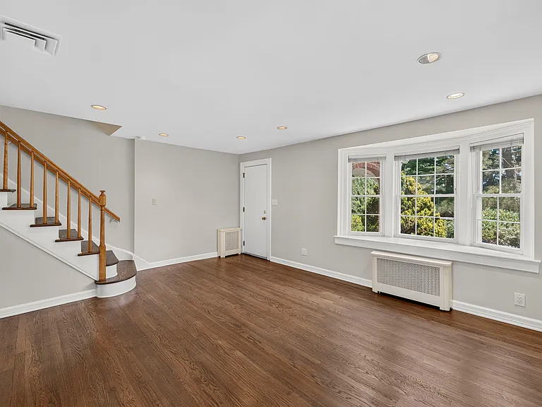 16 Randolph Ter — Photo 15