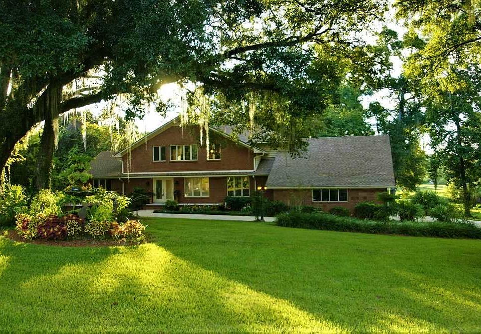1st image of 3826 Longford Dr