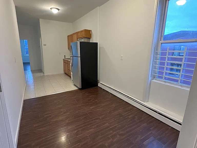 89 Belmont Ave #2L — Photo 7