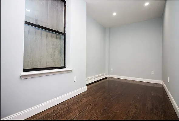 Rented by NY Living Solutions | media 16