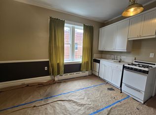 30-62 36th St #2, Astoria, NY 11103