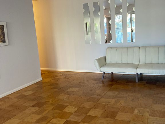 4th image of 1933 Wilson Ln APT 104