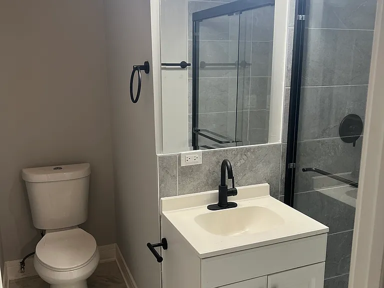 6917 S Aberdeen St #1 — Photo 8