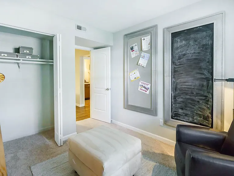 Chelsea Place — Photo 18