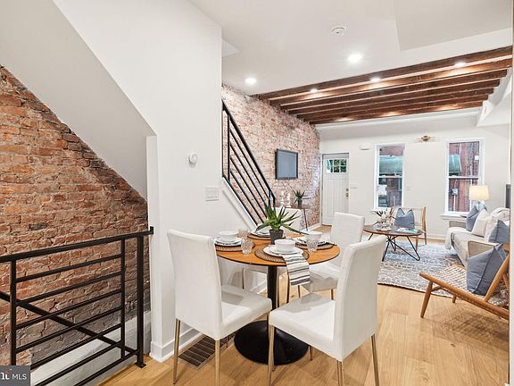 5th image of 1813 S Rosewood St