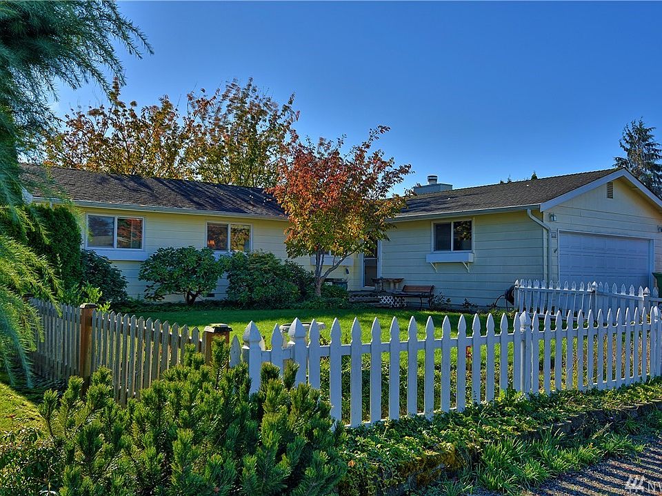 1st image of 4116 124th Pl NE