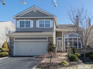 147 Hamlet Dr, Mount Sinai, NY 11766