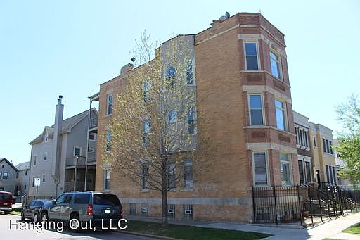 1st image of 1657 N Maplewood Ave APT 2R