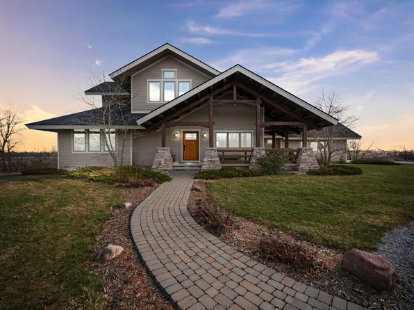 5665 Braun Rd, Saline, MI 48176