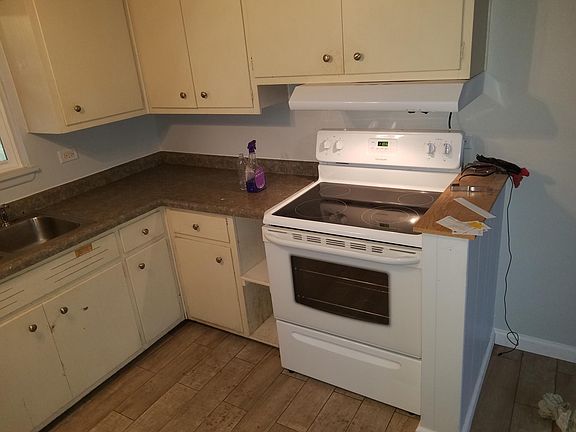 4th image of 1214 Ferndale St