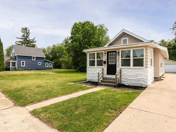 932 Washburn St, Beloit, WI 53511