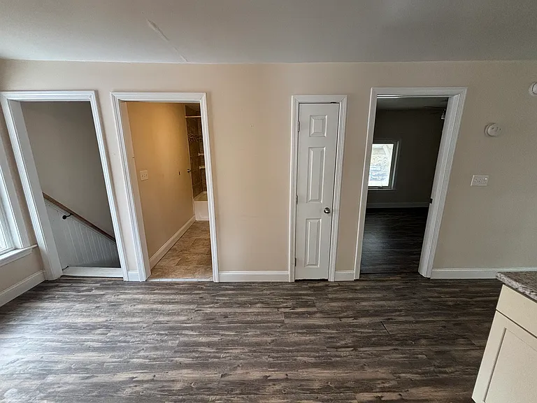 253 Lisbon St #1A — Photo 8