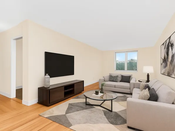 1304 Midland Avenue #C35, Yonkers, NY 10704