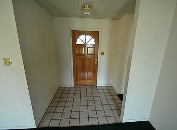 2nd image of 4621 Deal Dr
