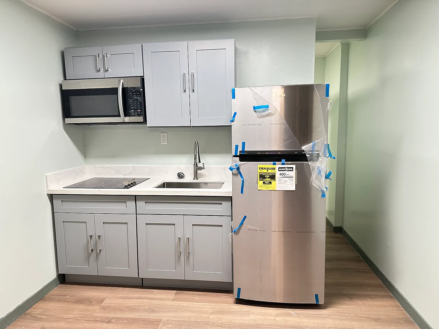 Studio, 350 sqft, $2,000 — Photo 3