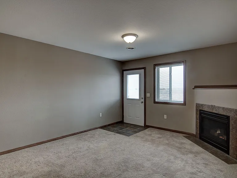 1252 Parkland Dr #1-4/1256-4 — Photo 9