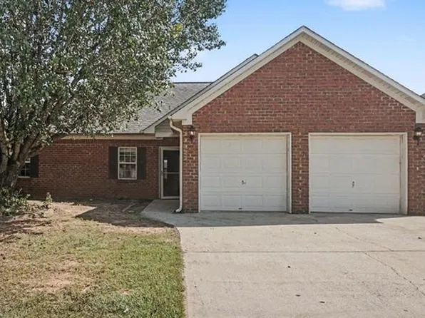 100 Camellia Ln #1, Pell City, AL 35128