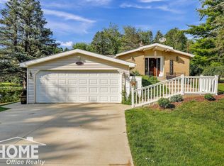 1972 Sun Dr, Owosso, MI 48867