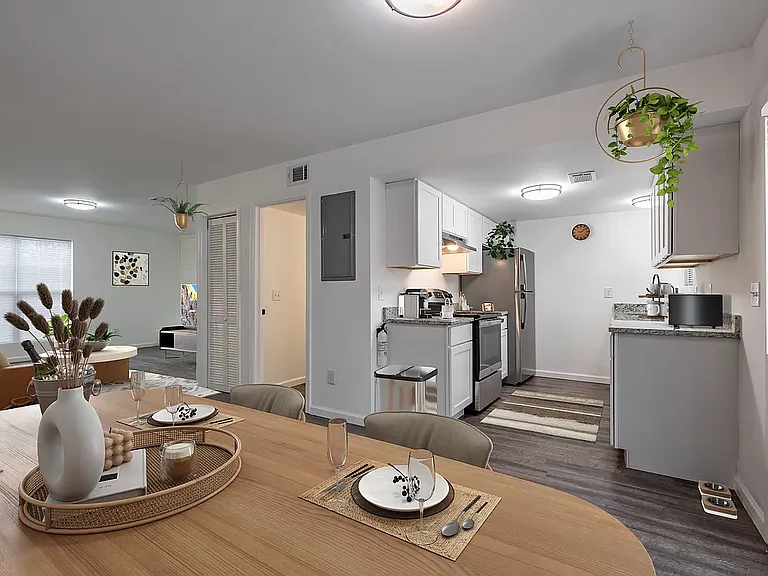 Wellington Townhomes — Photo 7