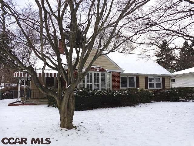 1st image of 110 W Aaron Dr