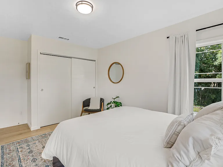 533 N Cerritos Ave — Photo 34