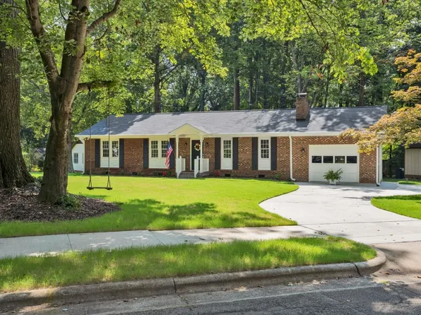 1625 Glengarry Dr, Cary, NC 27511