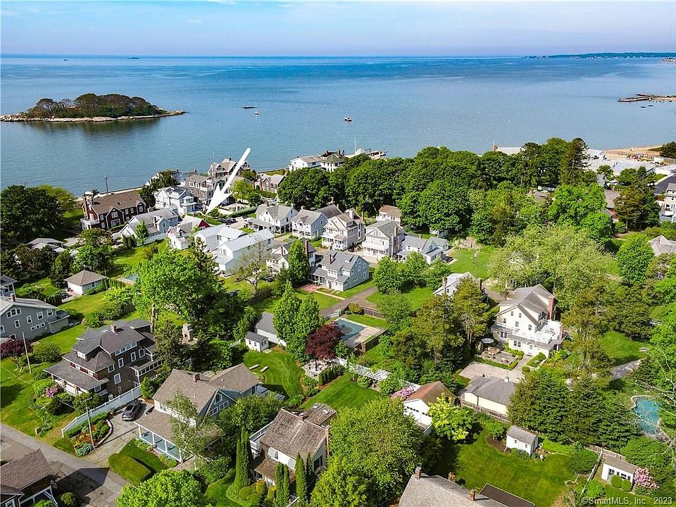 10 Tuxis Rd, Madison, CT 06443 Zillow