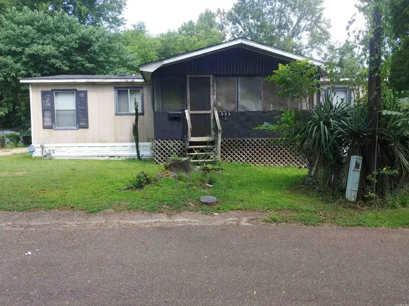 609 Lear Ave, Camden, AR 71701