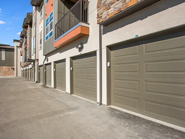Parkhouse Apartment Homes — Photo 36
