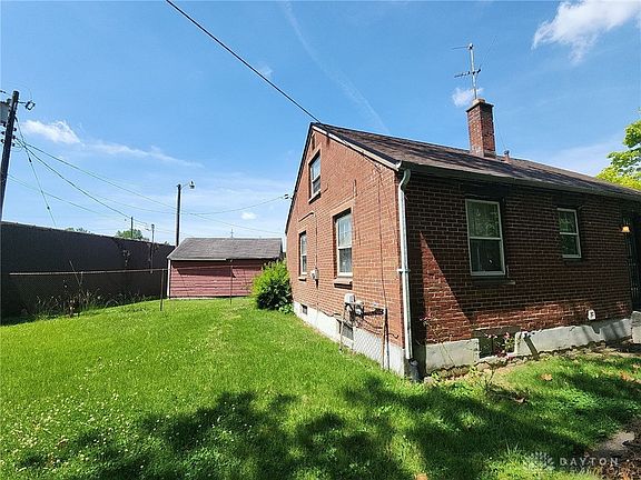 3rd image of 706 Clarkson Ave