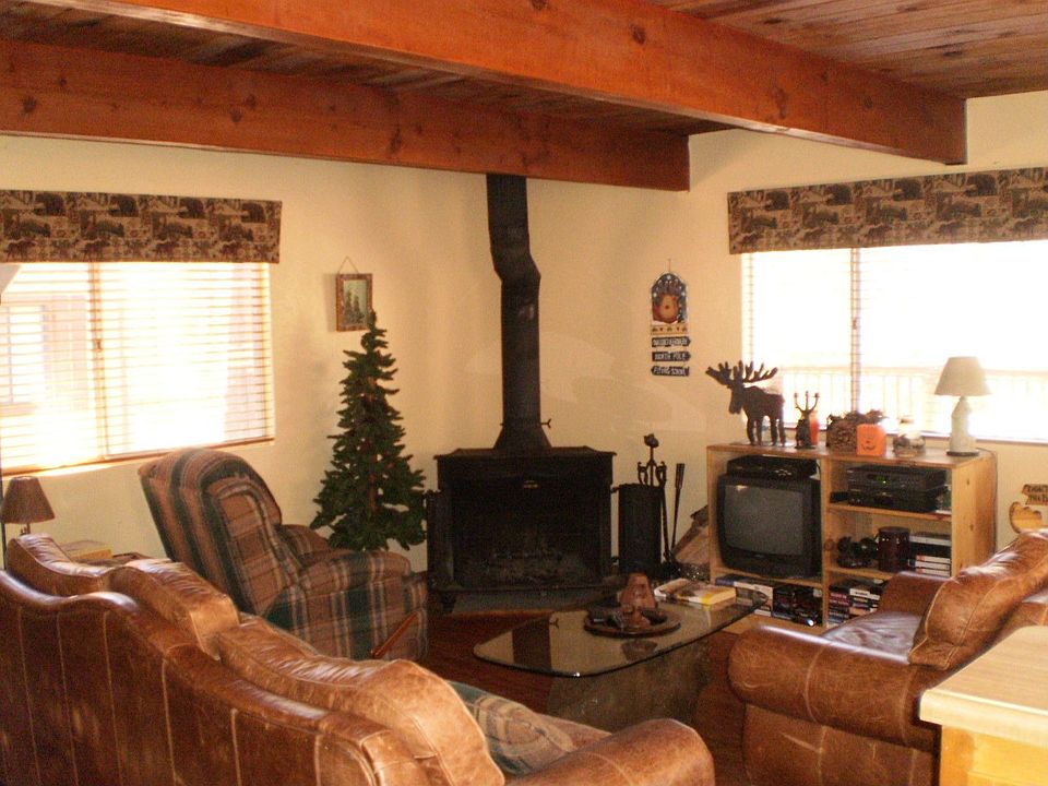 1st image of 41495 Comstock Ln