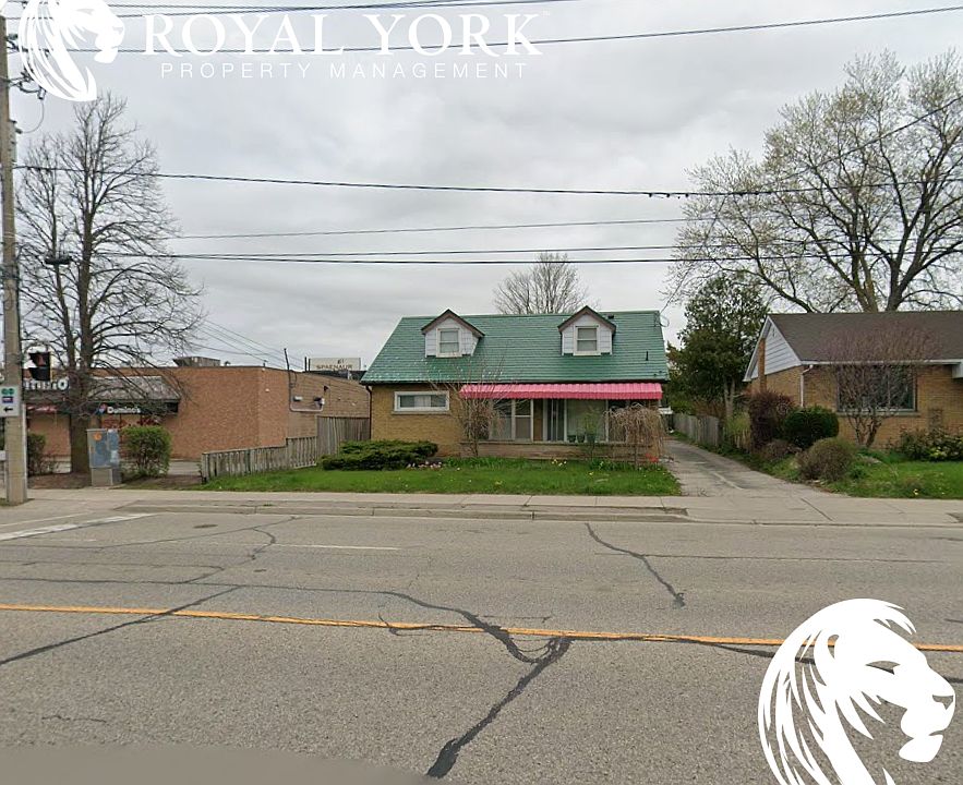 2nd image of 52 Bruce St