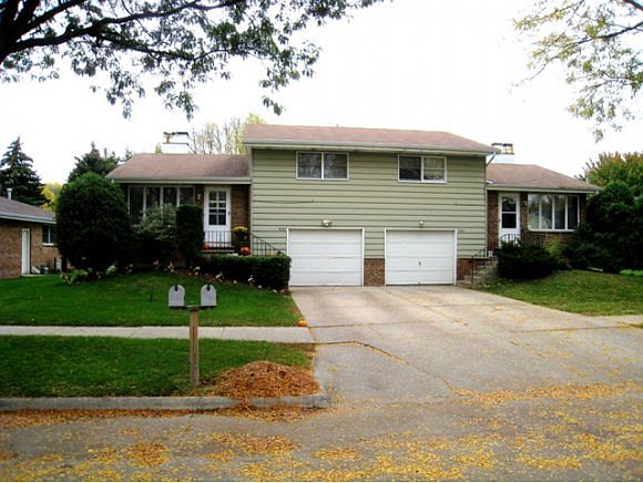 1st image of 404 Kelly Jo Dr