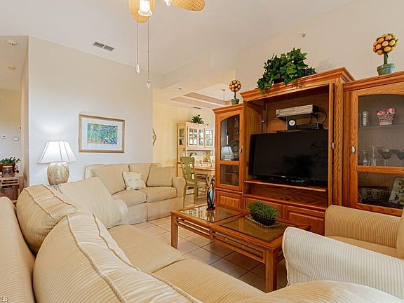 5th image of 9250 Belleza Way APT 101